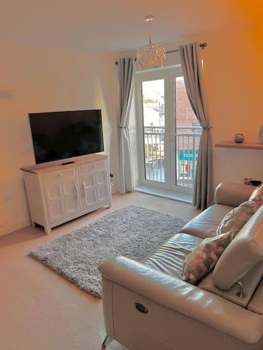 City Centre Apartment. Wrexham Exterior foto